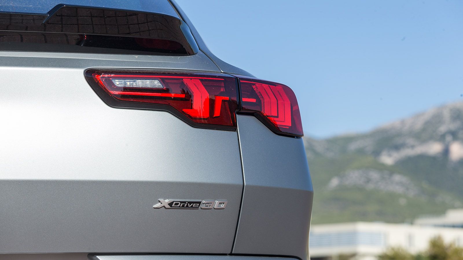 Δοκιμή BMW iX2 xDrive30 313 PS: Συνδυάζει επιδόσεις και άνεση